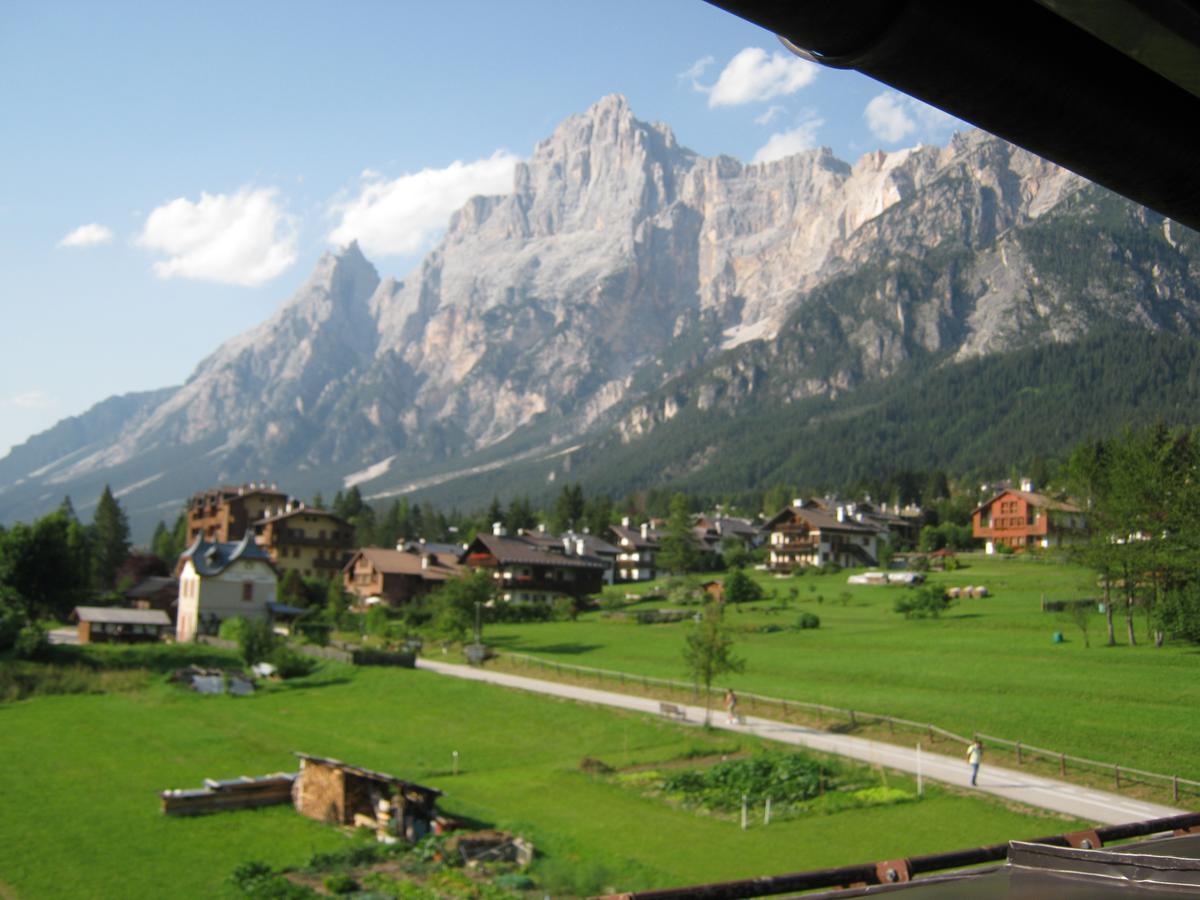 Hotel Albergo Dolomiti San Vito di Cadore Kültér fotó